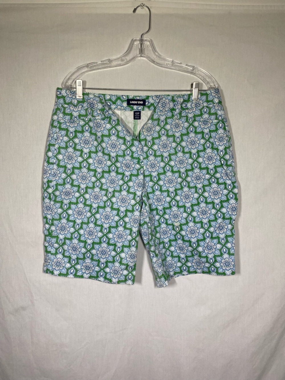 Lands' End Women's Green and Blue Floral Bermuda Shorts - Picture 2 of 4